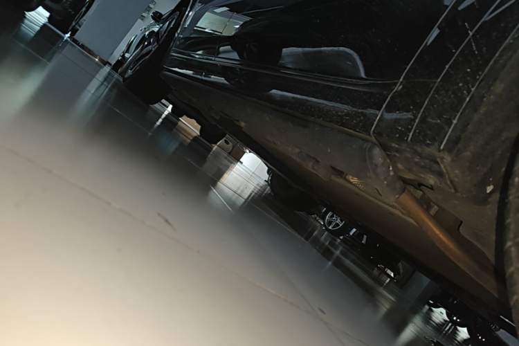 Used Li Auto L9 2022 Max model Right Side Sill