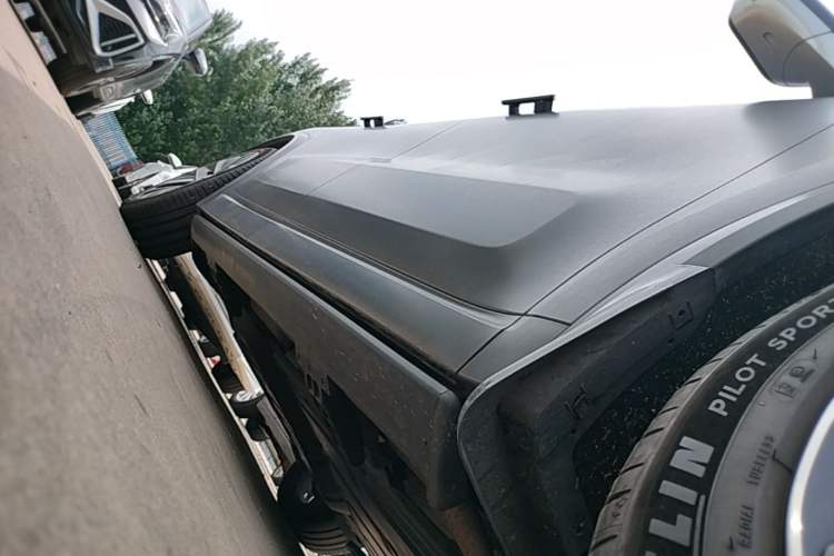 Used Li Auto L9 2022 Max model Right Side Sill