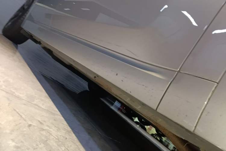 Used Li Auto L9 2022 Max model Right Side Sill