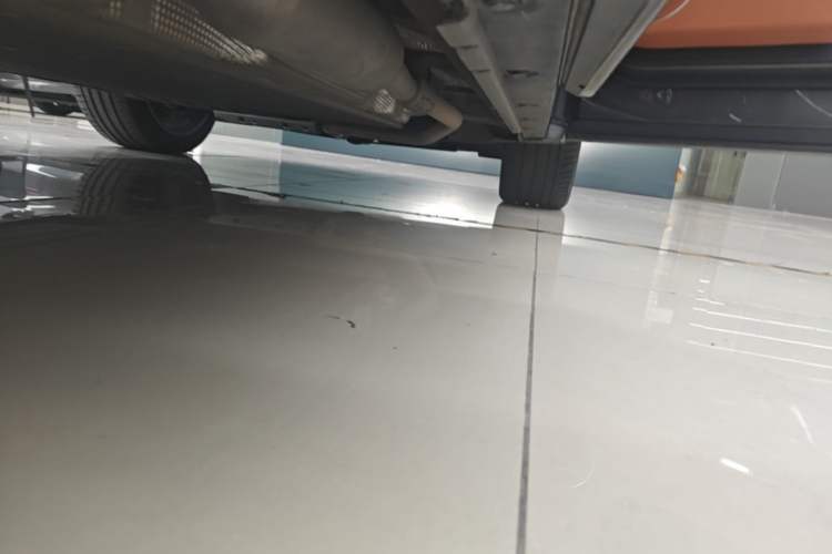 Used Li Auto L9 2022 Max model Right Side Sill