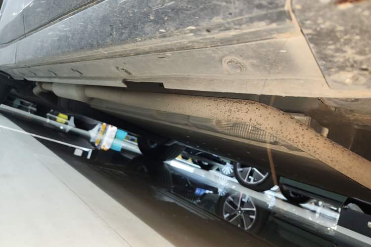 Used Li Auto L9 2022 Max model Right Side Sill