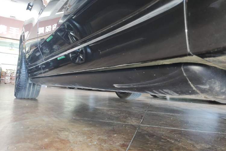 Used Li Auto L9 2022 Max model Right Side Sill