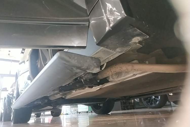 Used Li Auto L9 2022 Max model Right Side Sill