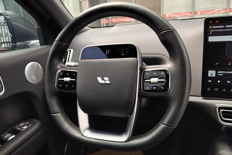 Used Li Auto L9 2022 Max model Steering Wheel