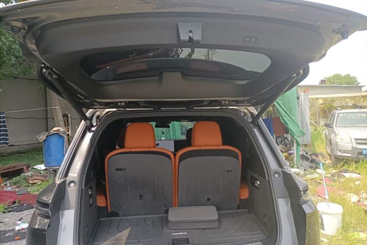 Used Li Auto L9 2022 Max model Trunk