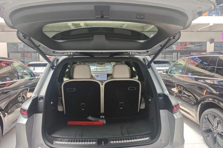 Used Li Auto L9 2022 Max model Trunk