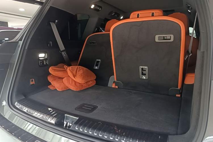 Used Li Auto L9 2022 Max model Trunk