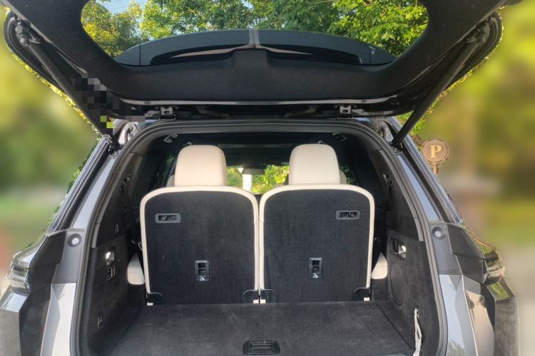 Used Li Auto L9 2022 Max model Trunk