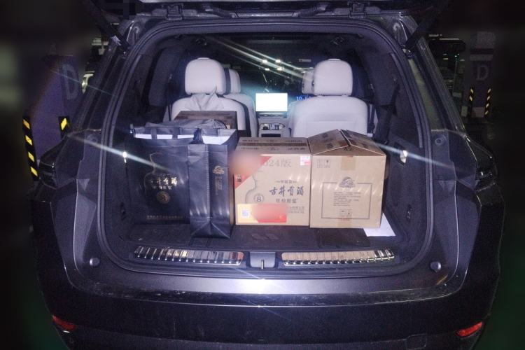 Used Li Auto L9 2022 Max model Trunk