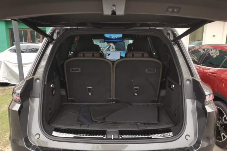 Used Li Auto L9 2022 Max model Trunk