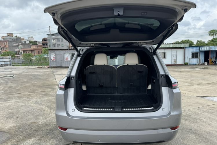 Used Li Auto L9 2022 Max model Trunk