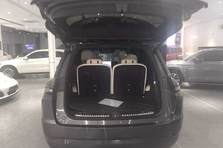 Used Li Auto L9 2022 Max model Trunk