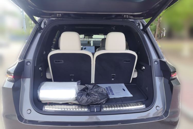 Used Li Auto L9 2022 Max model Trunk