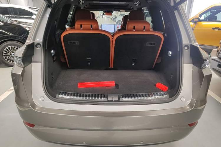 Used Li Auto L9 2022 Max model Trunk