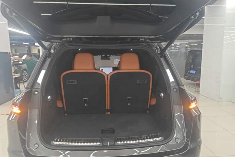 Used Li Auto L9 2022 Max model Trunk