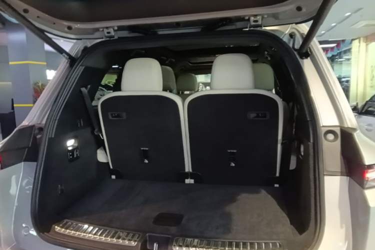 Used Li Auto L9 2022 Max model Trunk