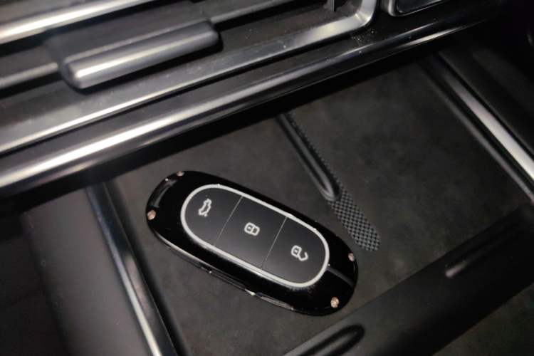 Used Li Auto L9 2022 Max model Vehicle Key