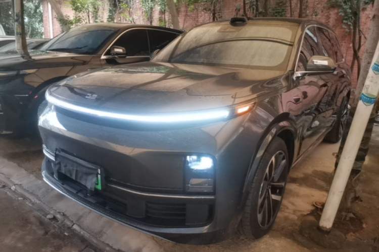 Used Li Auto L9 2022 Max model Guazi used car, China used car export, Used car for sale, Used cars, Cheapest cars for sale