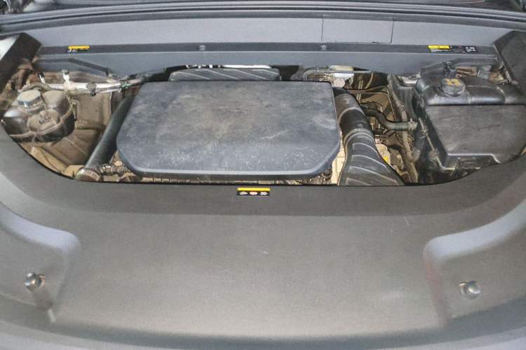 Used Li Auto L9 2022 Max model Engine Bay
