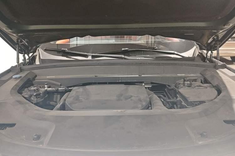 Used Li Auto L9 2022 Max model Engine Bay