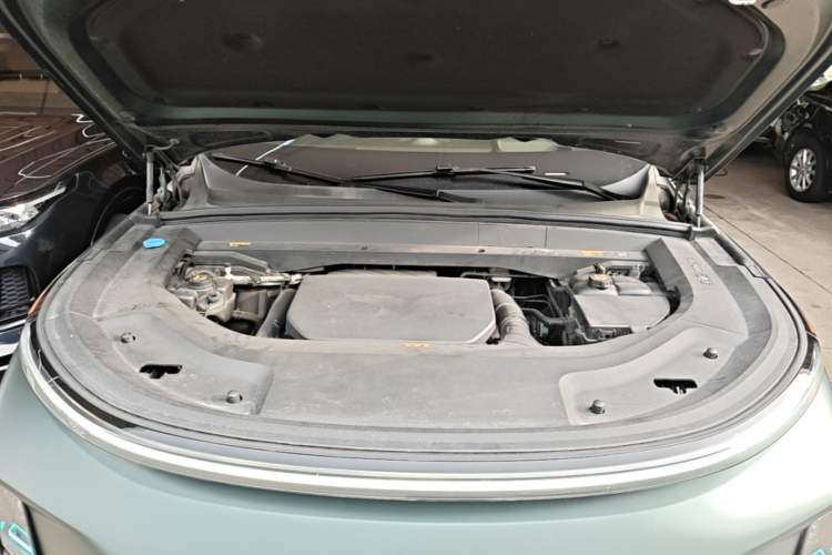 Used Li Auto L9 2022 Max model Engine Bay