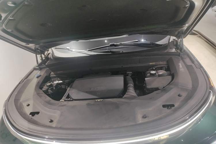 Used Li Auto L9 2022 Max model Engine Bay