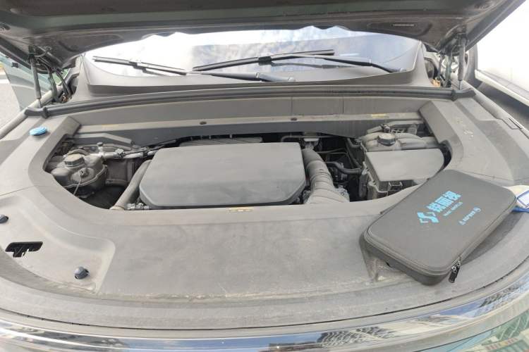 Used Li Auto L9 2022 Max model Engine Bay