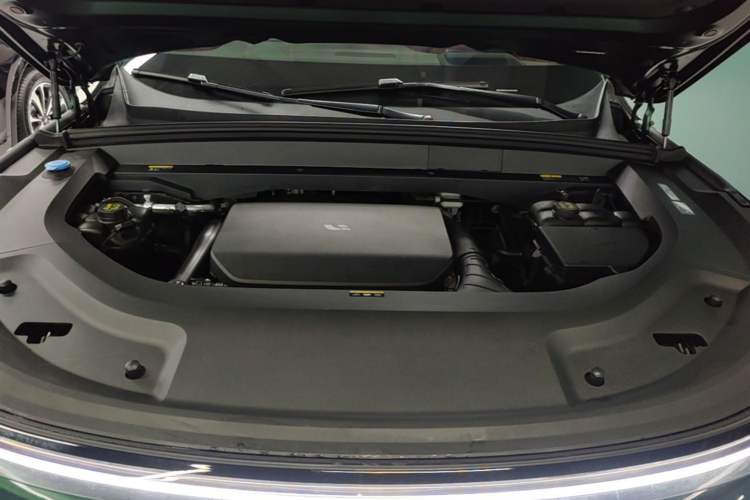 Used Li Auto L9 2022 Max model Engine Bay