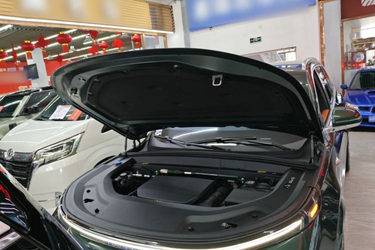 Used Li Auto L9 2022 Max model Engine Bay