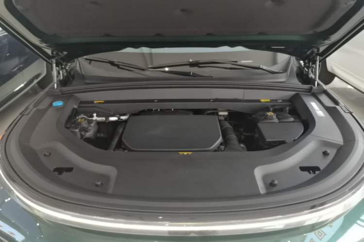 Used Li Auto L9 2022 Max model Engine Bay