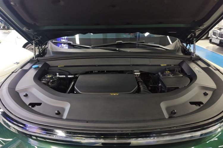 Used Li Auto L9 2022 Max model Engine Bay