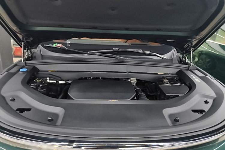 Used Li Auto L9 2022 Max model Engine Bay