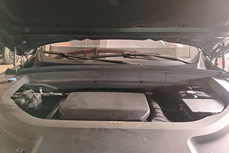 Used Li Auto L9 2022 Max model Engine Bay