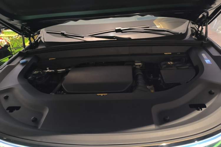 Used Li Auto L9 2022 Max model Engine Bay