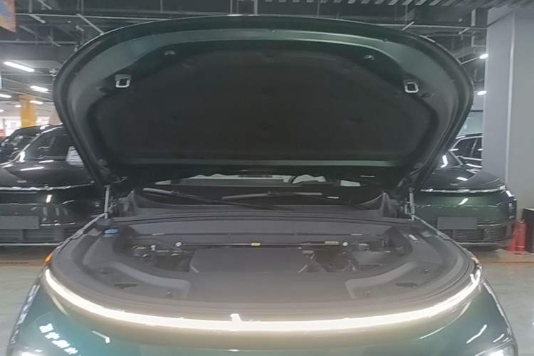 Used Li Auto L9 2022 Max model Engine Bay