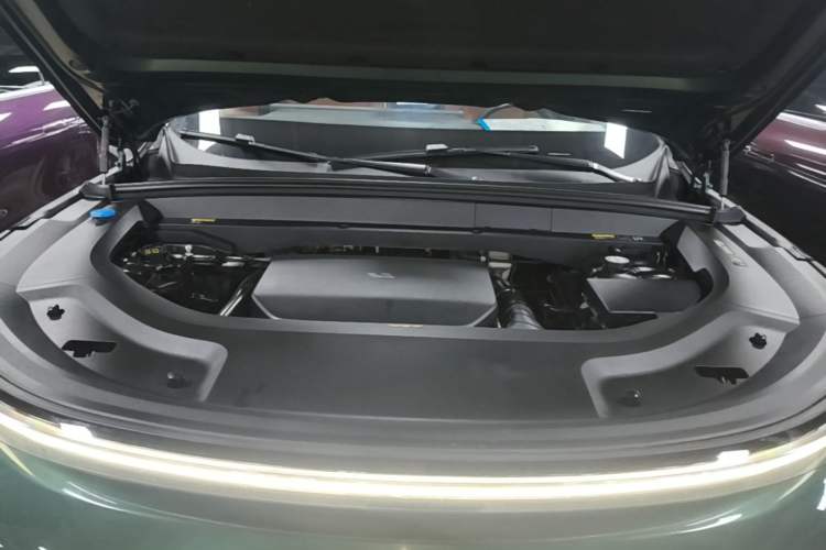 Used Li Auto L9 2022 Max model Engine Bay
