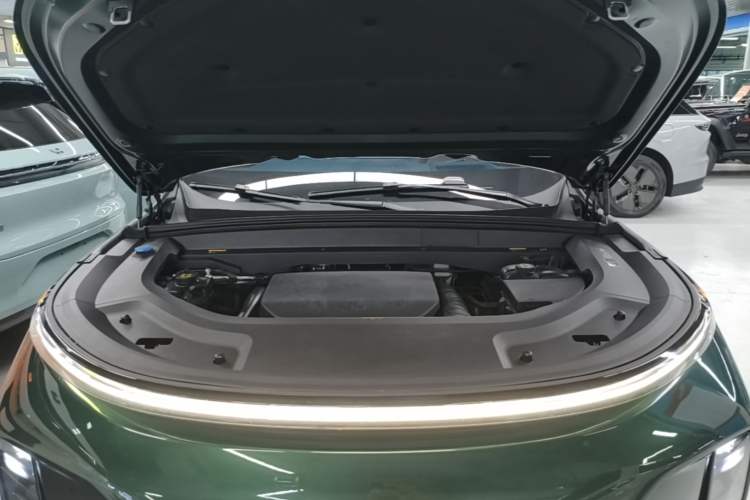 Used Li Auto L9 2022 Max model Engine Bay
