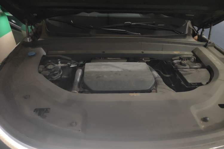 Used Li Auto L9 2022 Max model Engine Bay