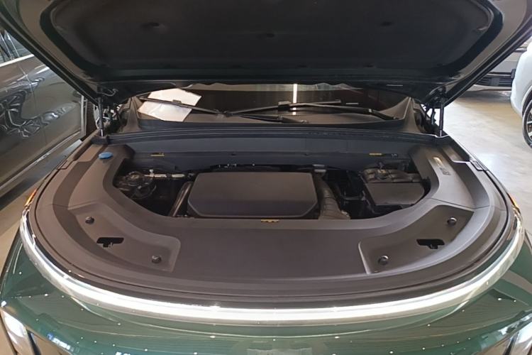 Used Li Auto L9 2022 Max model Engine Bay