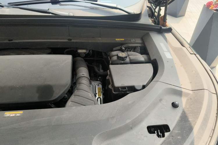 Used Li Auto L9 2022 Max model Engine Bay Left