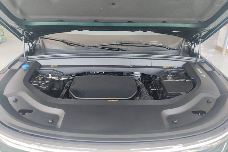 Used Li Auto L9 2022 Max model Engine Bay