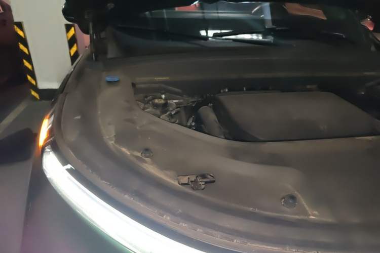 Used Li Auto L9 2022 Max model Engine Bay Right