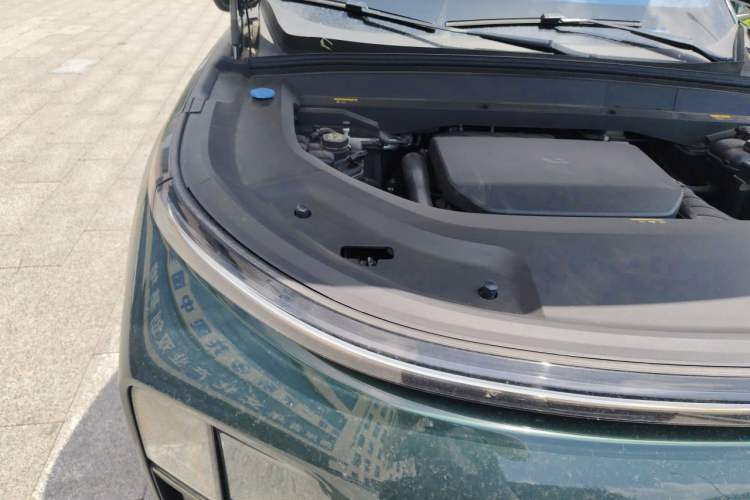 Used Li Auto L9 2022 Max model Engine Bay Right