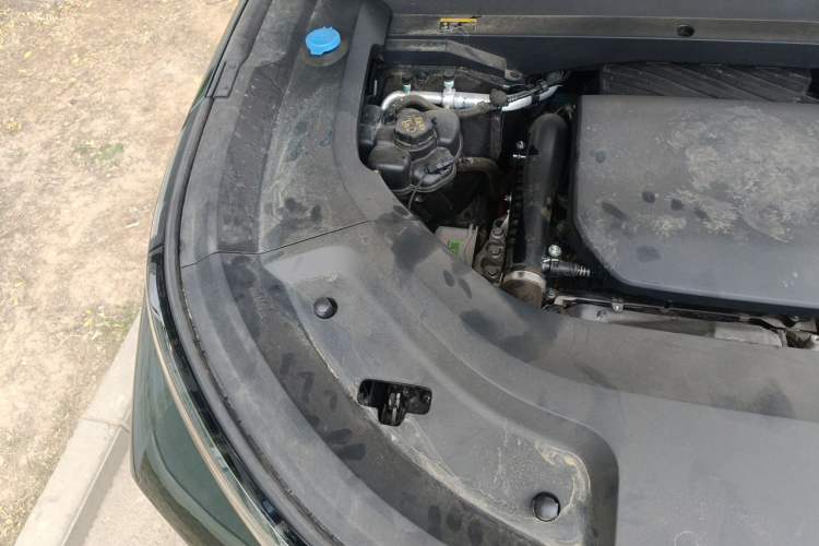 Used Li Auto L9 2022 Max model Engine Bay Right