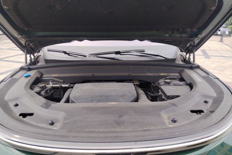Used Li Auto L9 2022 Max model Engine Bay