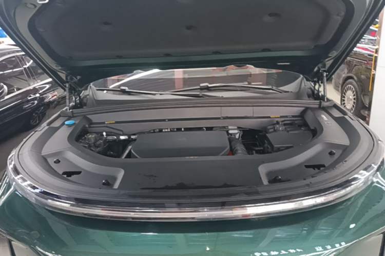 Used Li Auto L9 2022 Max model Engine Bay