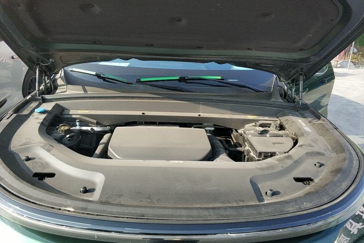 Used Li Auto L9 2022 Max model Engine Bay