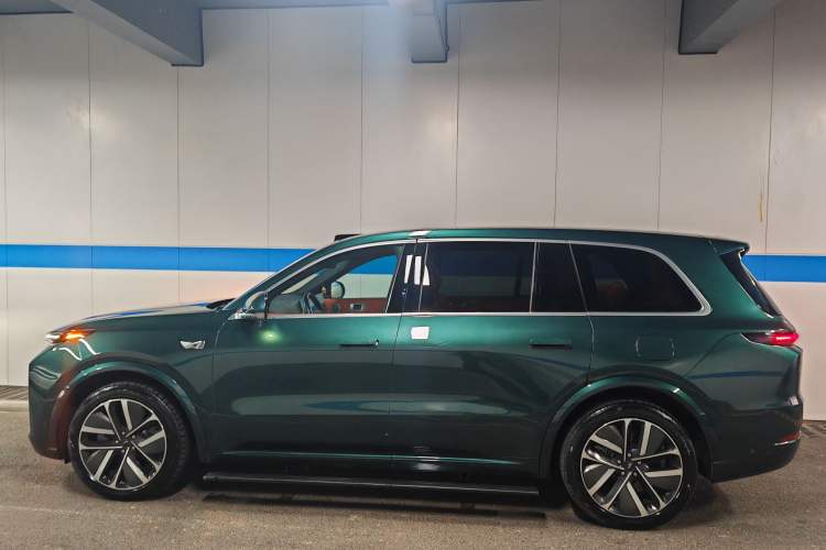 Used Li Auto L9 2022 Max model Exterior 4
