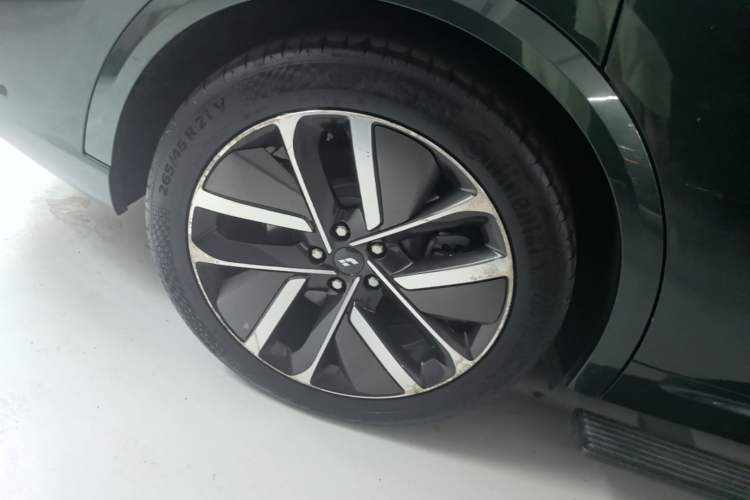 Used Li Auto L9 2022 Max model Exterior 5