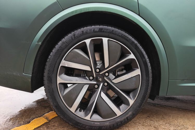 Used Li Auto L9 2022 Max model Exterior 5